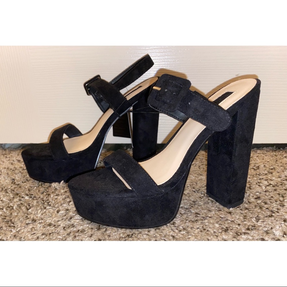 NWT Faux Suede Black Platform Heels